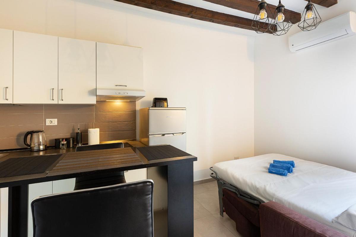 Appartamento Superb Loft NavigliComfy&Relax Milano Esterno foto